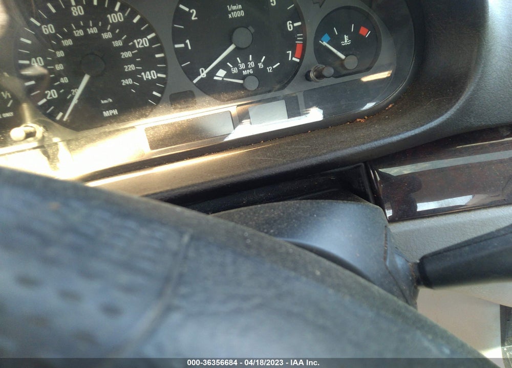 2004 BMW 325I VIN: WBAEV33454KR30751