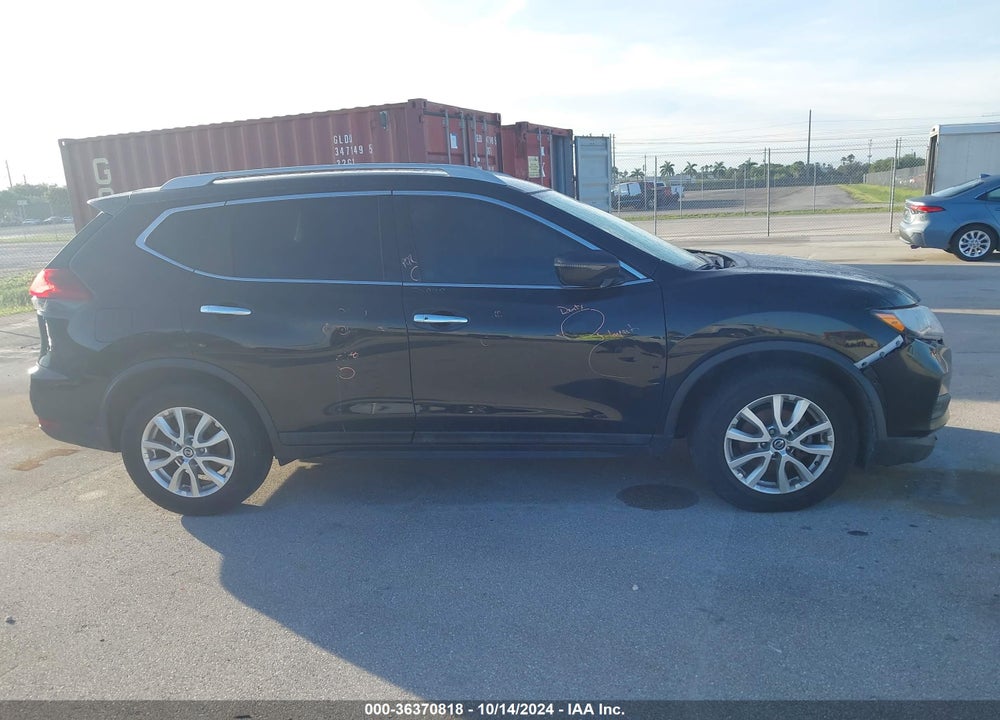 2018 NISSAN ROGUE SV VIN: 5N1AT2MT0JC775969