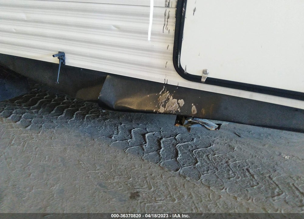2015 COLEMAN CMAPER VIN: 4YDT29529FH932369