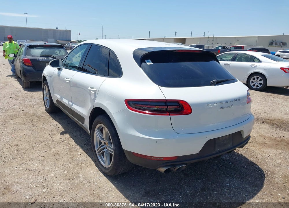 2015 PORSCHE MACAN S VIN: WP1AB2A51FLB63203