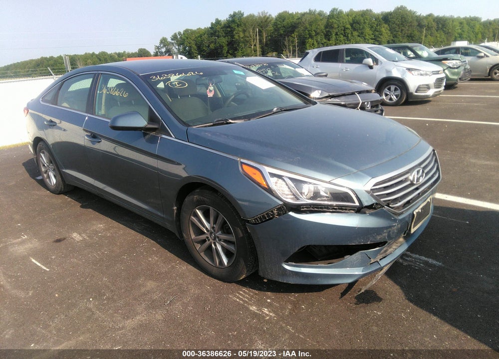 2015 HYUNDAI SONATA SE VIN: 5NPE24AF8FH206916