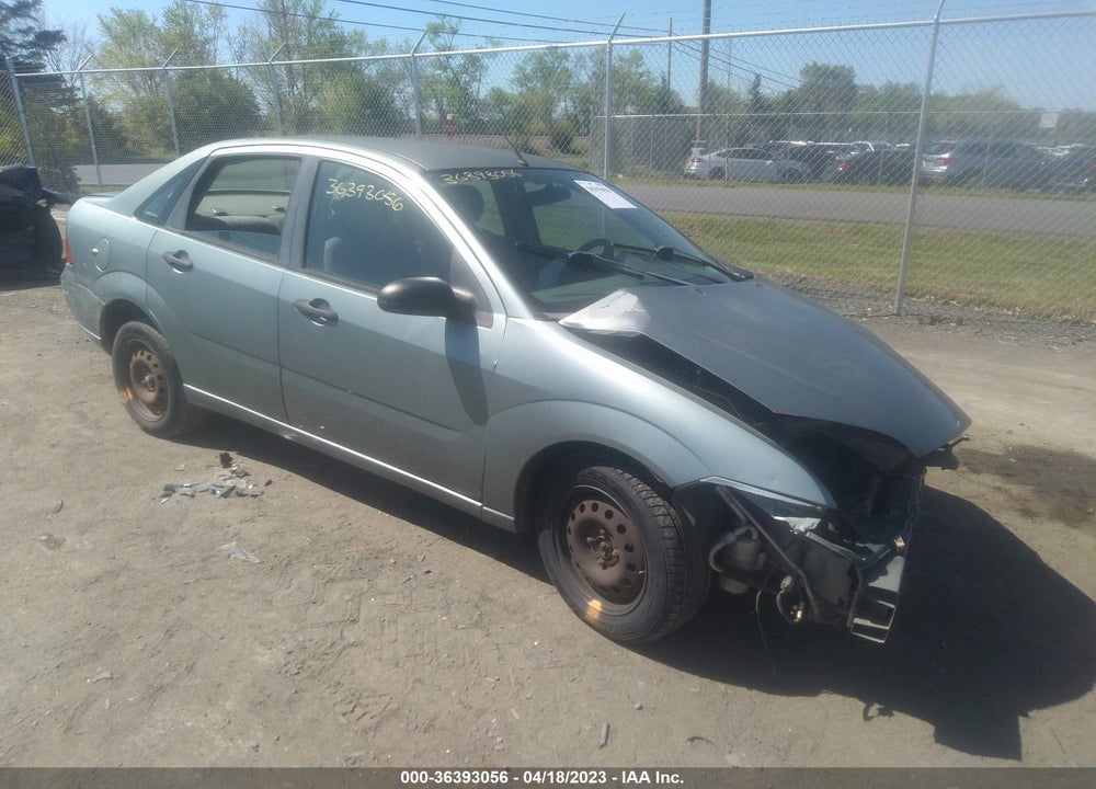 2005 FORD FOCUS ZX4 VIN: 1FAFP34N15W288232