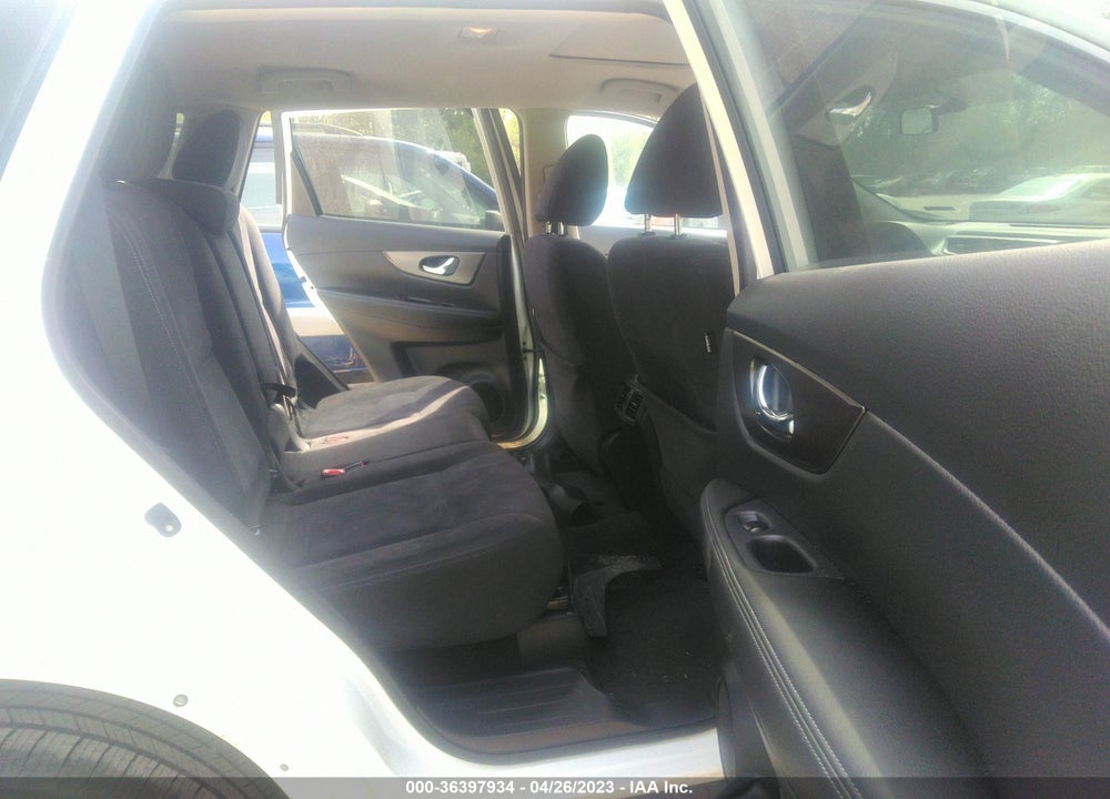 2015 NISSAN ROGUE SV VIN: KNMAT2MT6FP592564