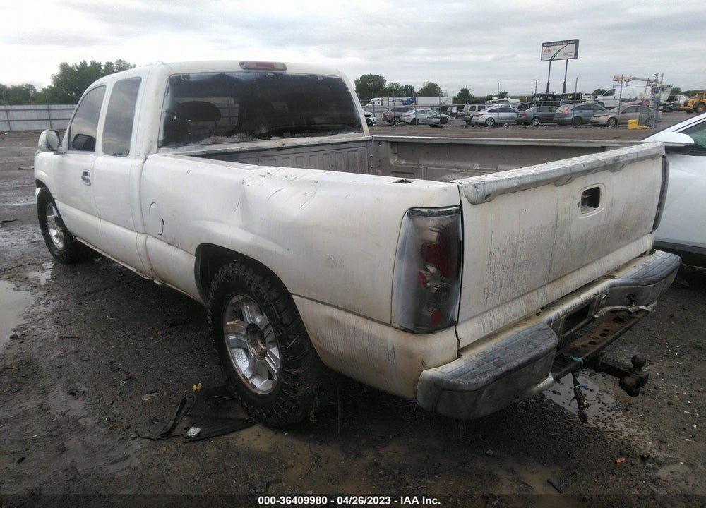 2005 CHEVROLET SILVERADO 1500 WORK TRUCK VIN: 1GCEC19V55Z172495