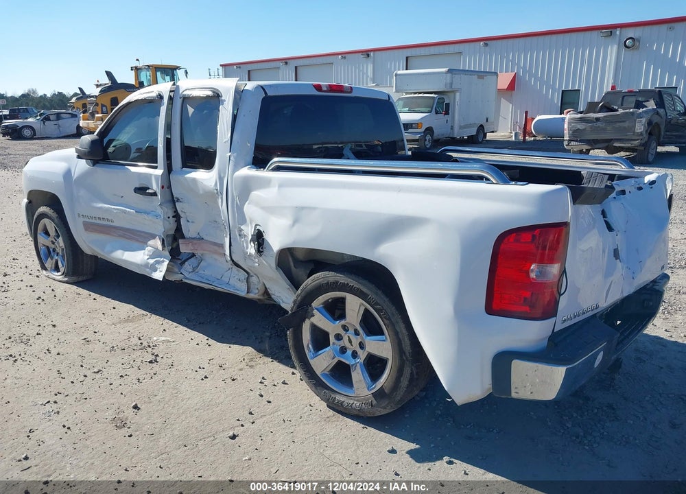 2007 CHEVROLET SILVERADO 1500 LT1 VIN: 1GCEC19J57Z502572