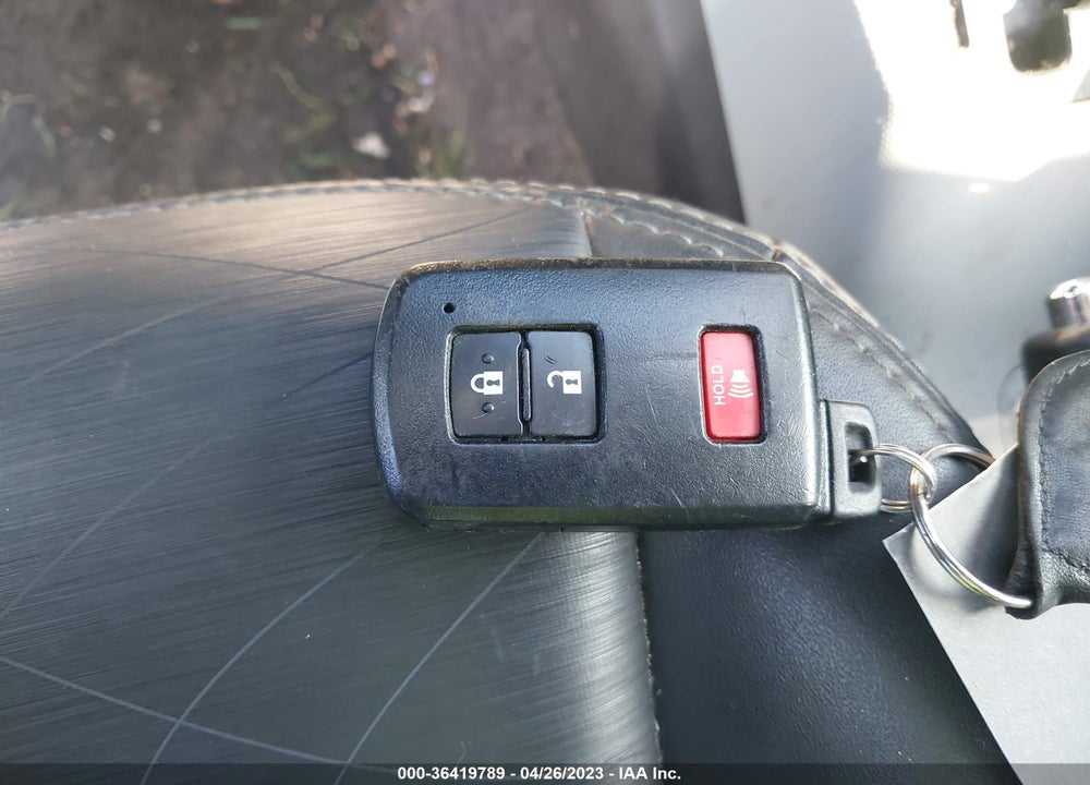2013 TOYOTA PRIUS C FOUR VIN: JTDKDTB39D1044634