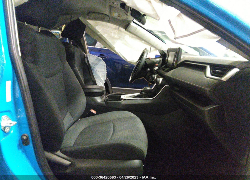 2019 TOYOTA RAV4 LE VIN: 2T3F1RFV8KW059598