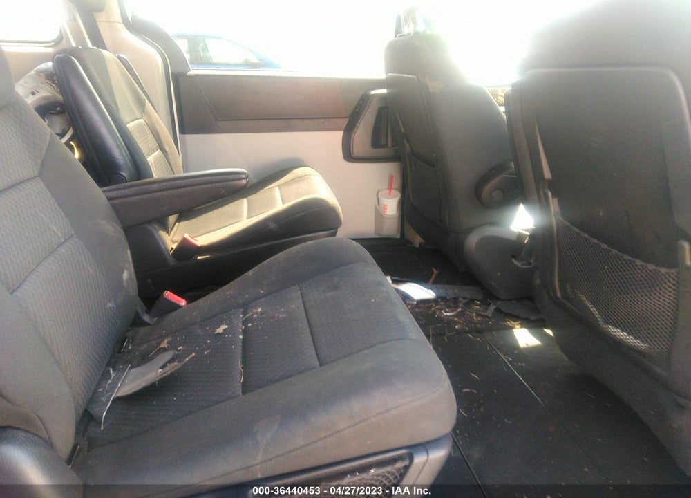 2010 DODGE GRAND CARAVAN SXT VIN: 2D4RN5D11AR307504