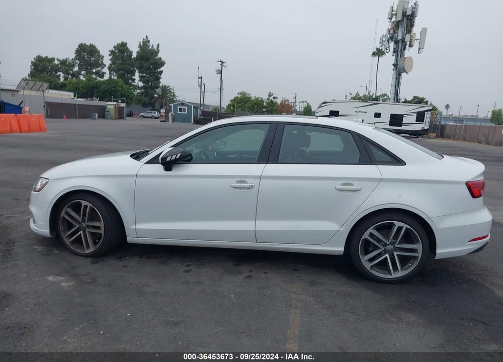 2018 AUDI A3 2.0T TECH PREMIUM/2.0T PREMIUM VIN: WAUAUGFF7J1042154