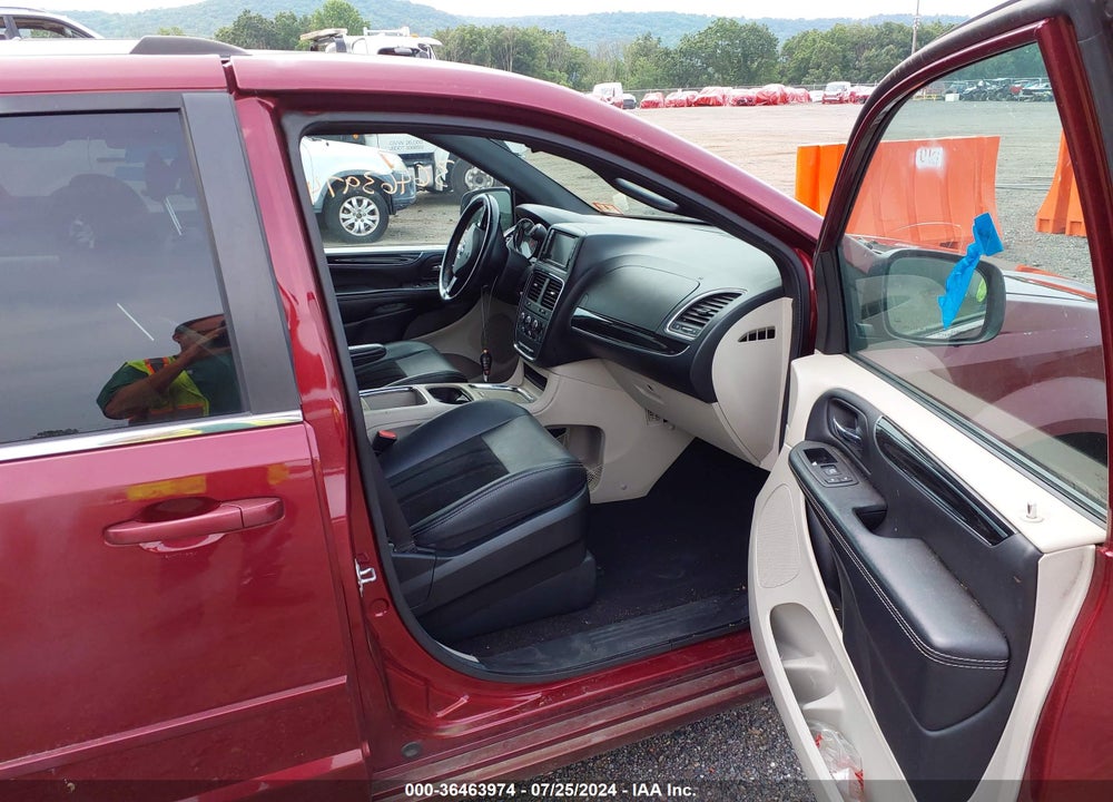 2017 DODGE GRAND CARAVAN VIN: 2C4RDGCGXHR800643