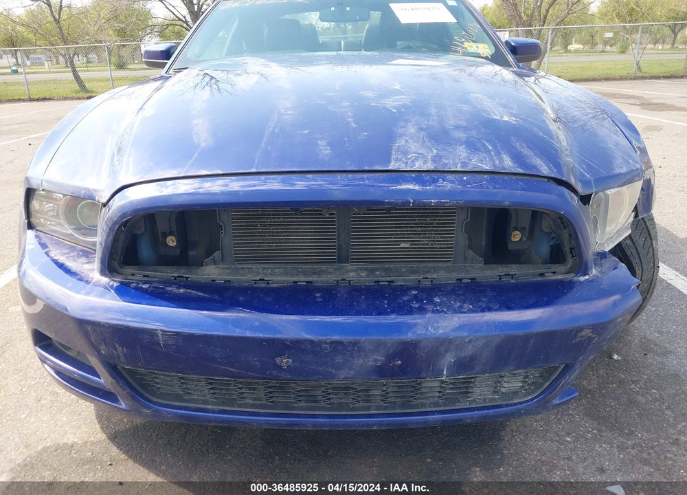 2014 FORD MUSTANG V6 PREMIUM VIN: 1ZVBP8AM5E5305831
