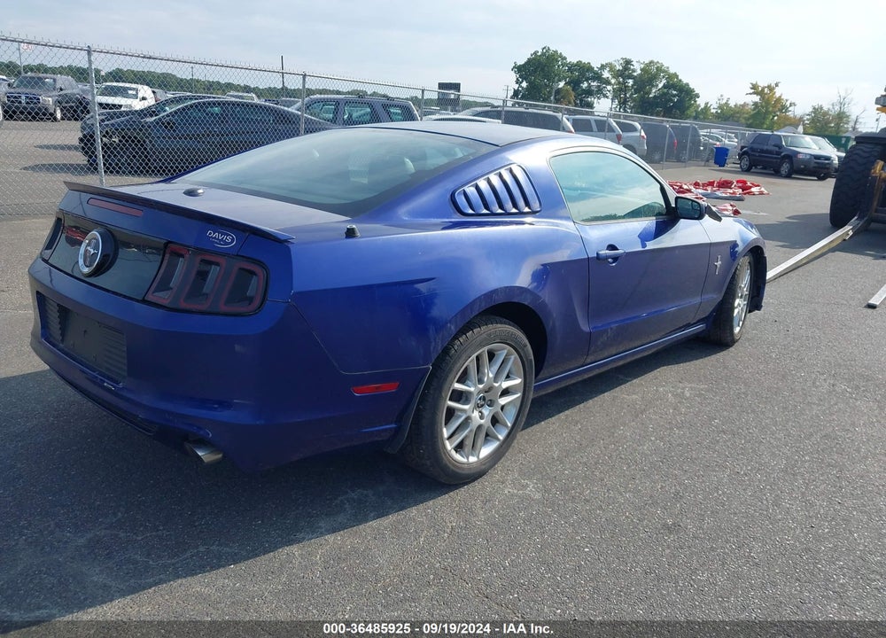 2014 FORD MUSTANG V6 PREMIUM VIN: 1ZVBP8AM5E5305831