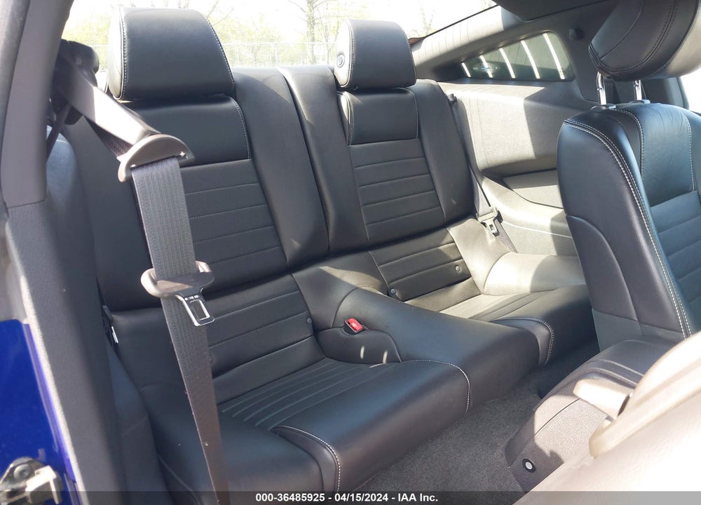2014 FORD MUSTANG V6 PREMIUM VIN: 1ZVBP8AM5E5305831