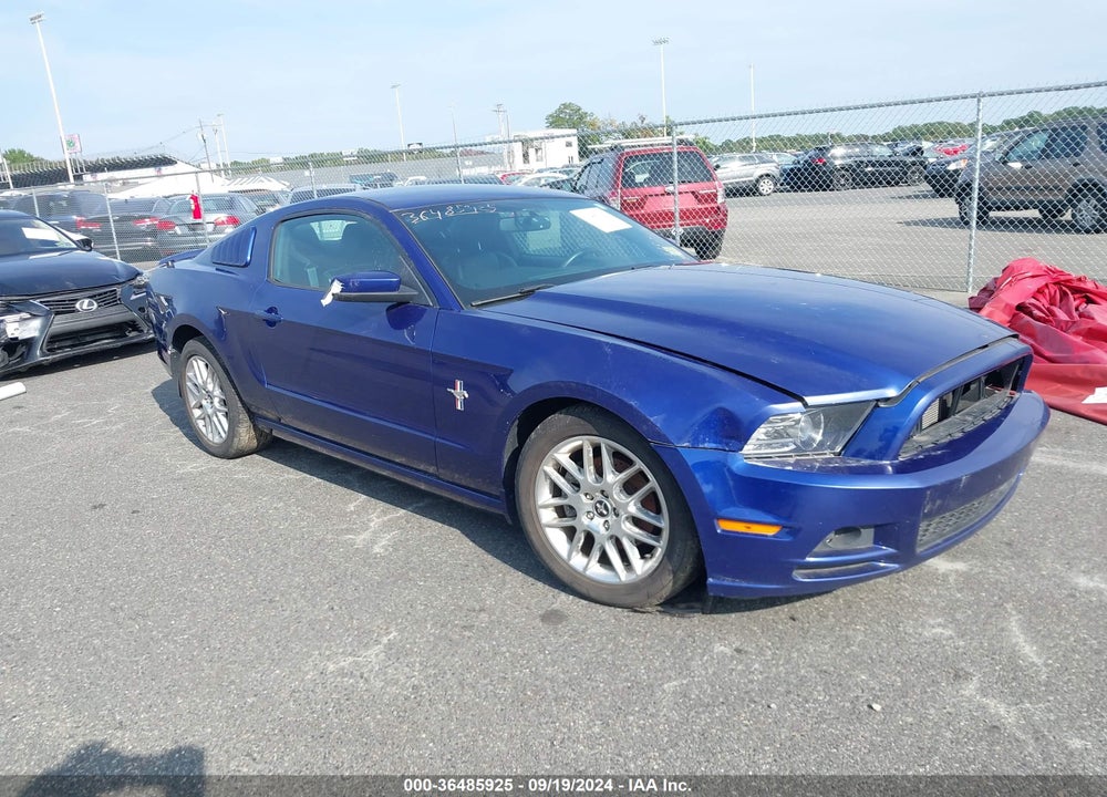2014 FORD MUSTANG V6 PREMIUM VIN: 1ZVBP8AM5E5305831