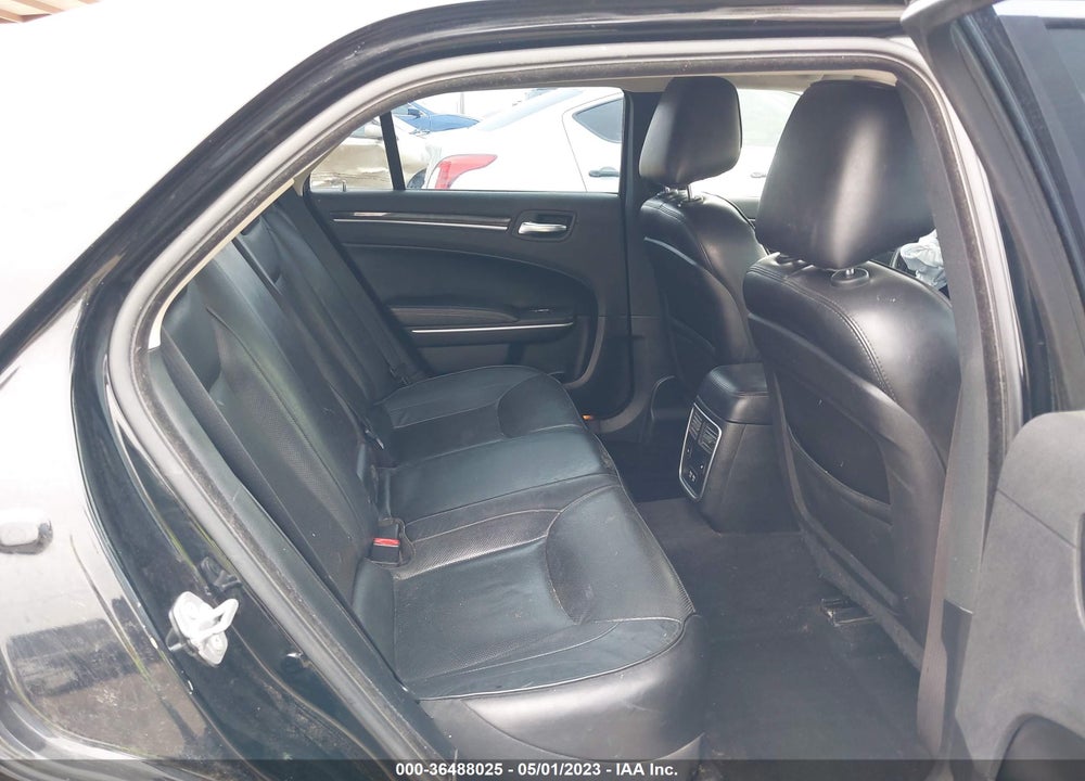 2019 CHRYSLER 300 VIN: 2C3CCAEG7KH564621