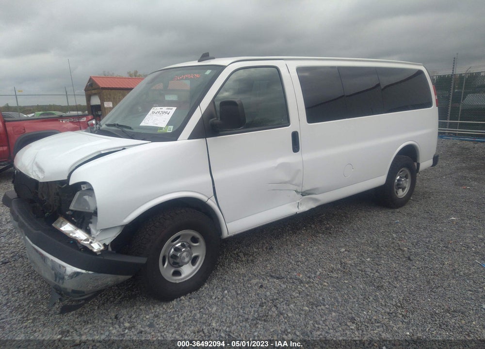 2020 CHEVROLET EXPRESS PASSENGER RWD 2500 REGULAR WHEELBASE LT VIN: 1GAWGFFGXL1152078