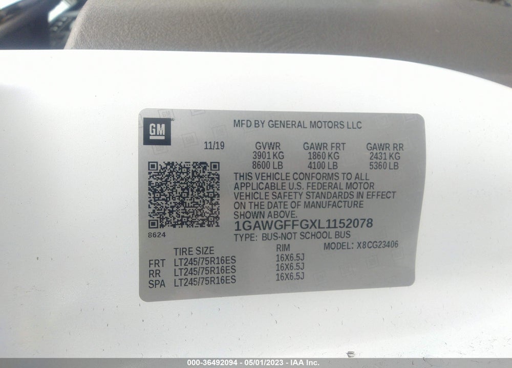 2020 CHEVROLET EXPRESS PASSENGER RWD 2500 REGULAR WHEELBASE LT VIN: 1GAWGFFGXL1152078