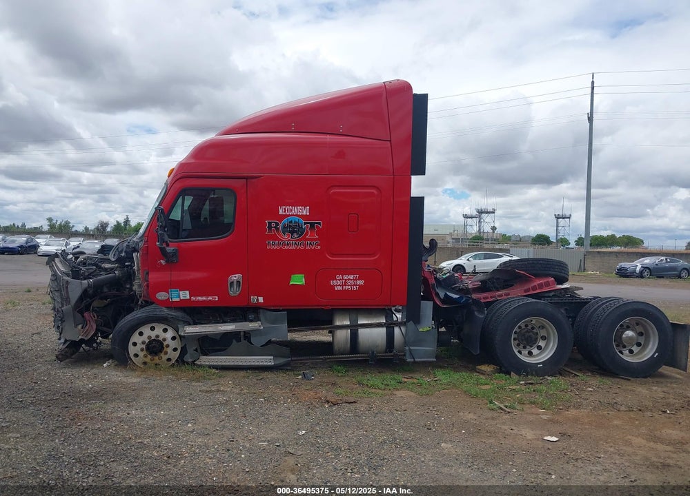 2014 FREIGHTLINER CASCADIA 125 --- VIN: 1FUJGLDV0ELFP5157