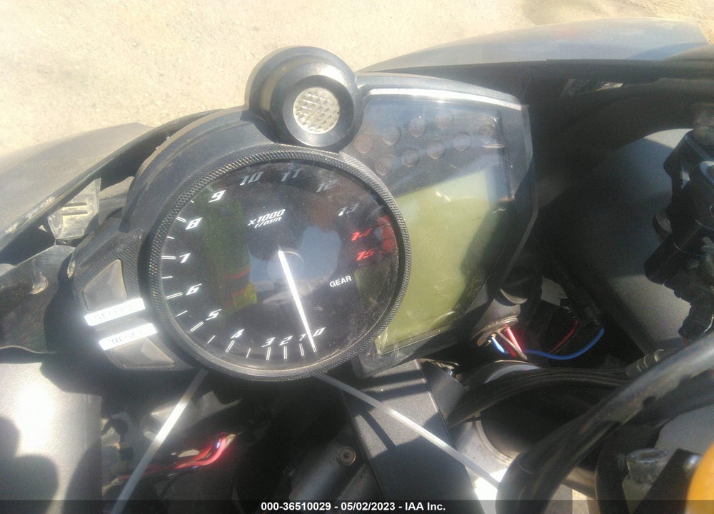 2013 YAMAHA YZFR1 C VIN: JYARN23Y5DA003123