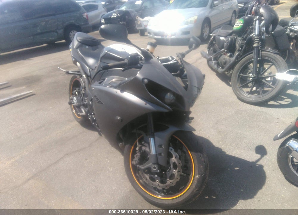 2013 YAMAHA YZFR1 C VIN: JYARN23Y5DA003123