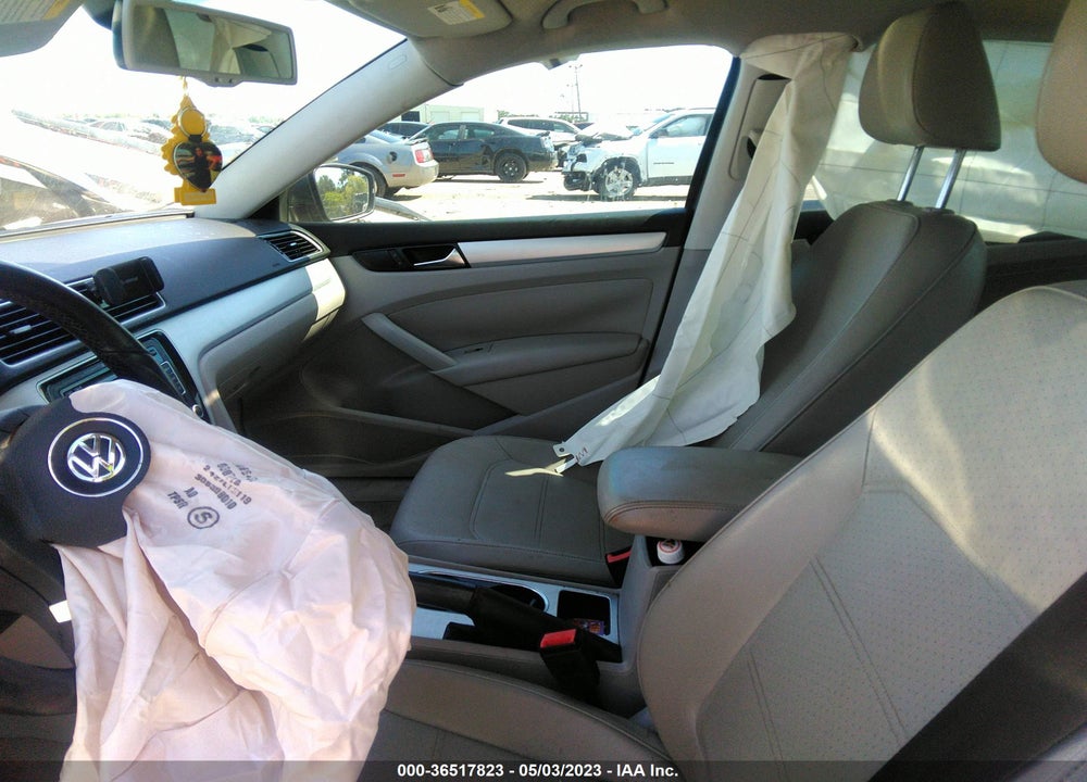 2013 VOLKSWAGEN PASSAT 2.0L TDI SE VIN: 1VWBN7A36DC123136
