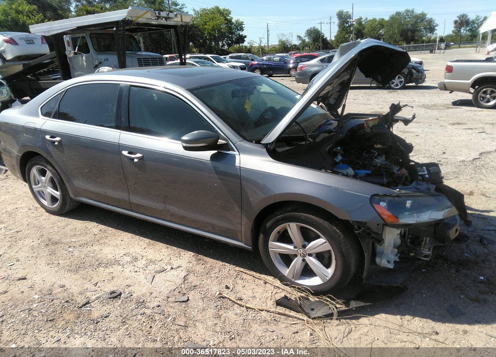 2013 VOLKSWAGEN PASSAT 2.0L TDI SE VIN: 1VWBN7A36DC123136
