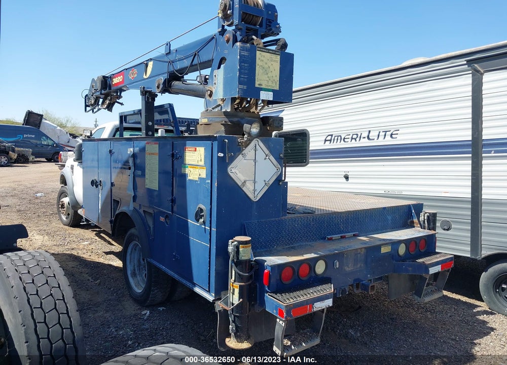 2009 FORD F-550 CHASSIS XLT/XL VIN: 1FDAF57R79EA32511