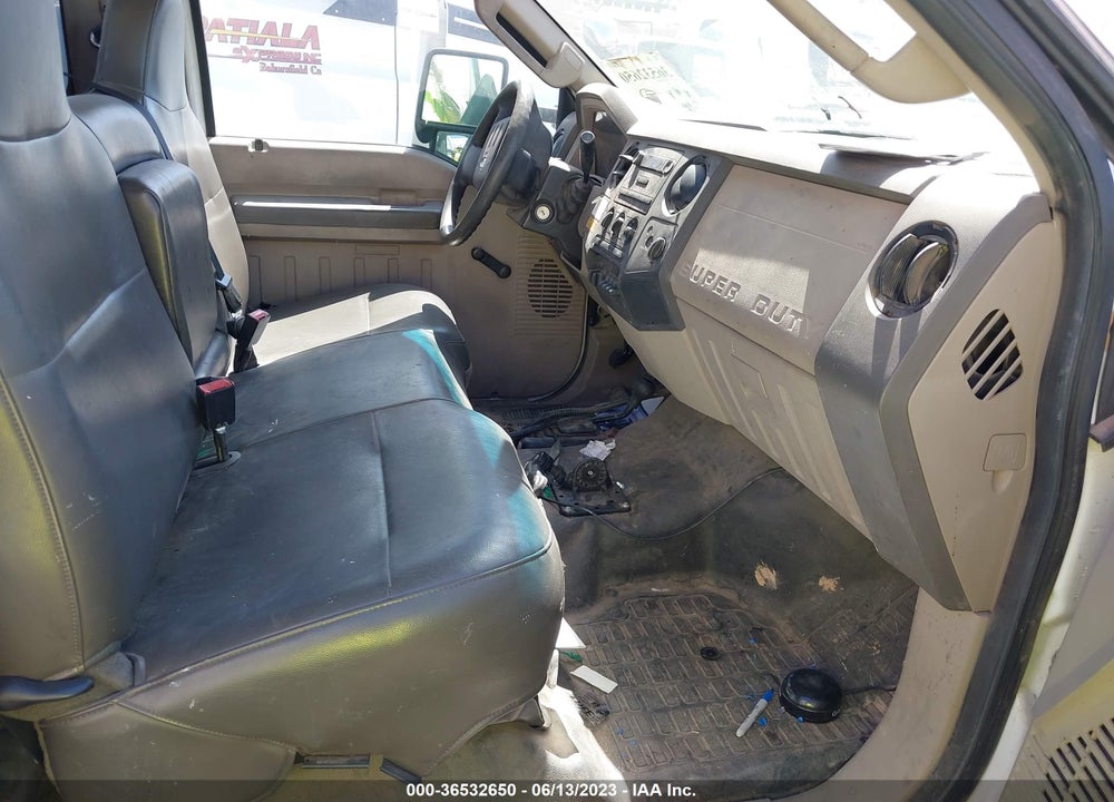2009 FORD F-550 CHASSIS XLT/XL VIN: 1FDAF57R79EA32511