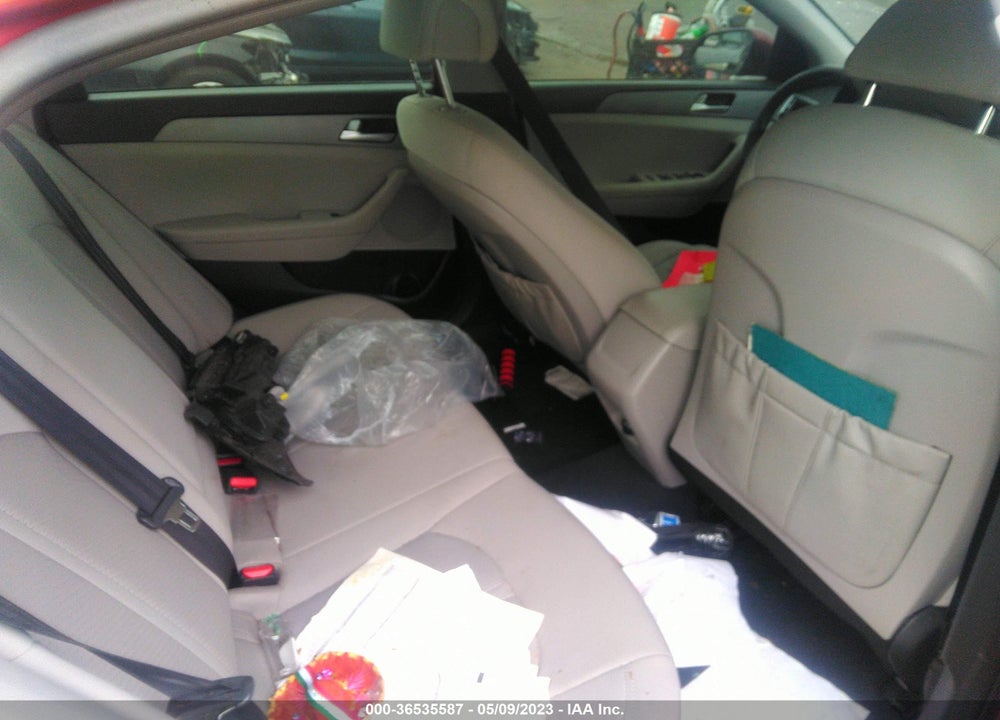 2015 HYUNDAI SONATA SE VIN: 5NPE24AF8FH204678