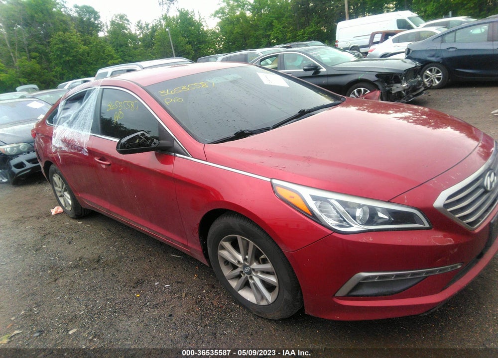 2015 HYUNDAI SONATA SE VIN: 5NPE24AF8FH204678