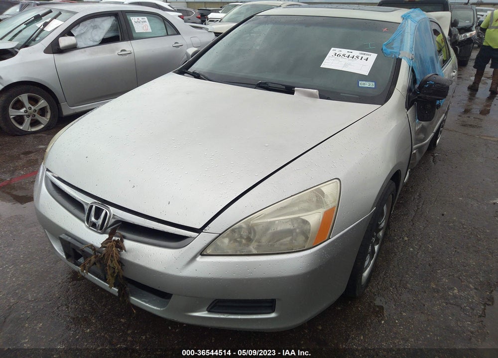 2007 HONDA ACCORD 2.4 EX VIN: 1HGCM56757A044102