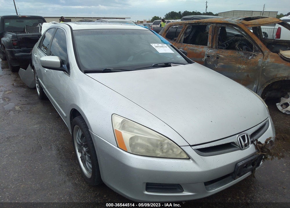 2007 HONDA ACCORD 2.4 EX VIN: 1HGCM56757A044102