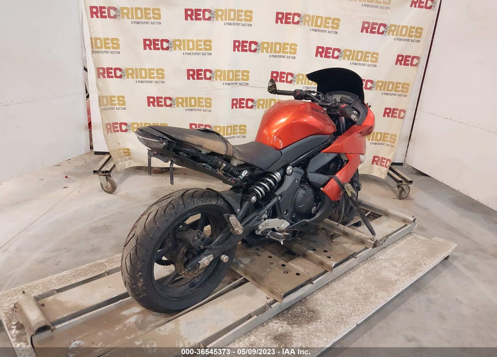 2011 KAWASAKI EX650 C VIN: JKAEXEC11BDA64608