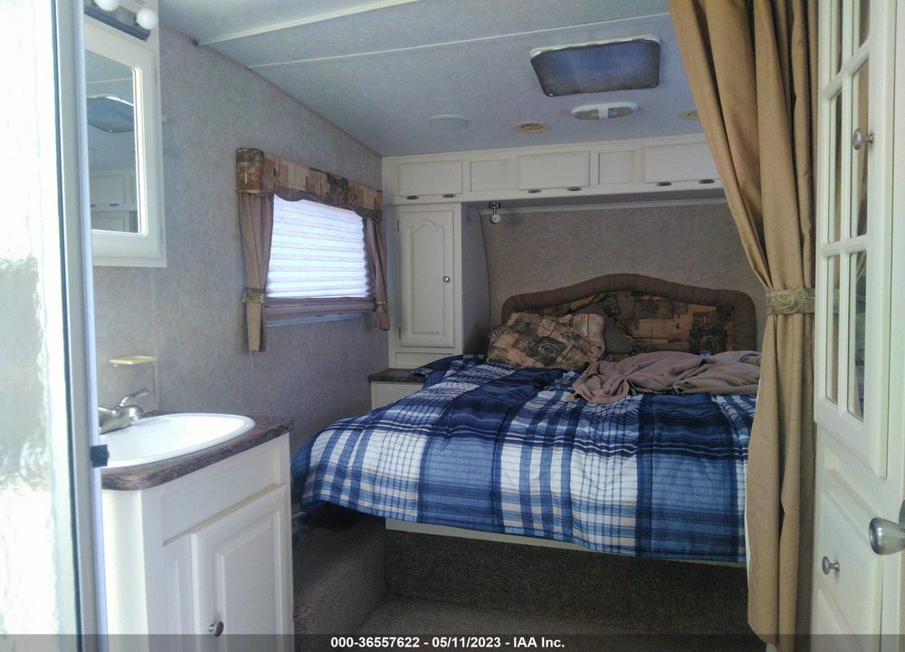 2009 ROCKWOOD SIGNATURE LITE 8288S VIN: 4X4FRLD2891827033