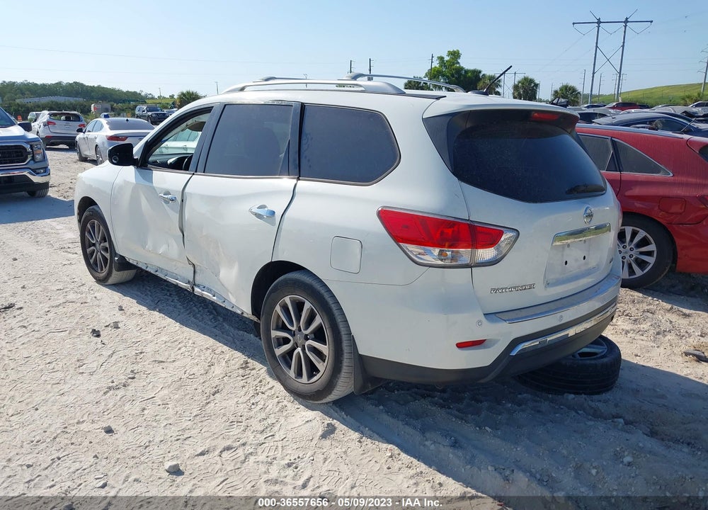 2015 NISSAN PATHFINDER SV VIN: 5N1AR2MN4FC724000
