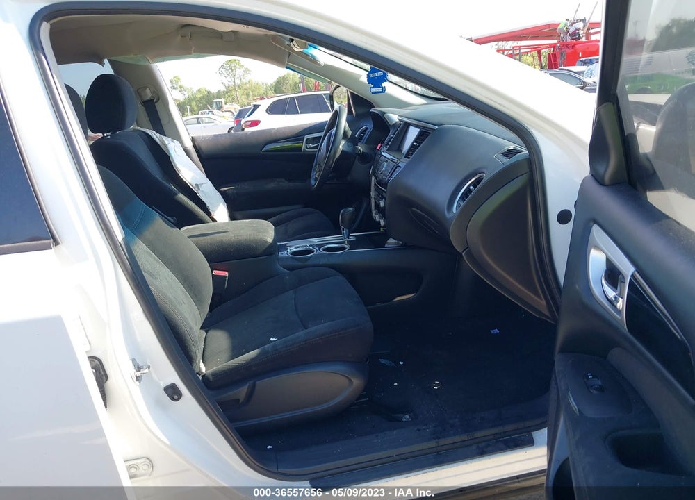 2015 NISSAN PATHFINDER SV VIN: 5N1AR2MN4FC724000
