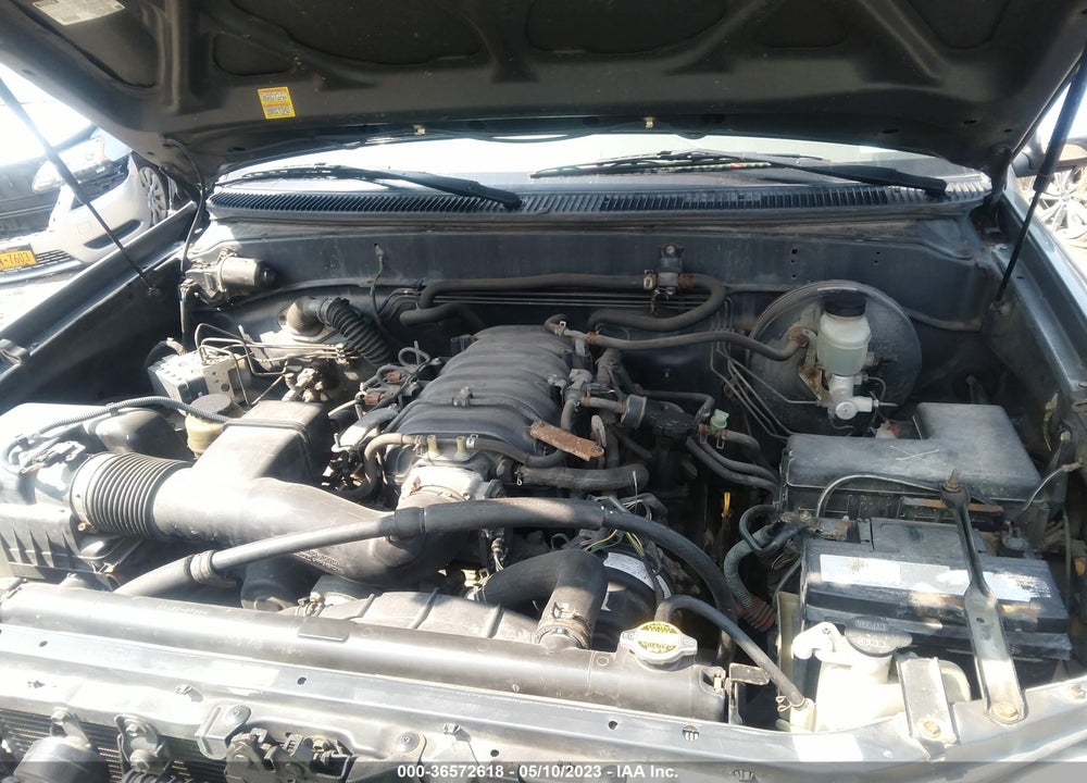2005 TOYOTA TUNDRA SR5 V8 VIN: 5TBBT44175S460358