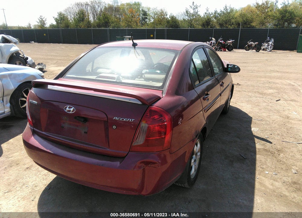 2007 HYUNDAI ACCENT GLS VIN: KMHCN46C57U102884