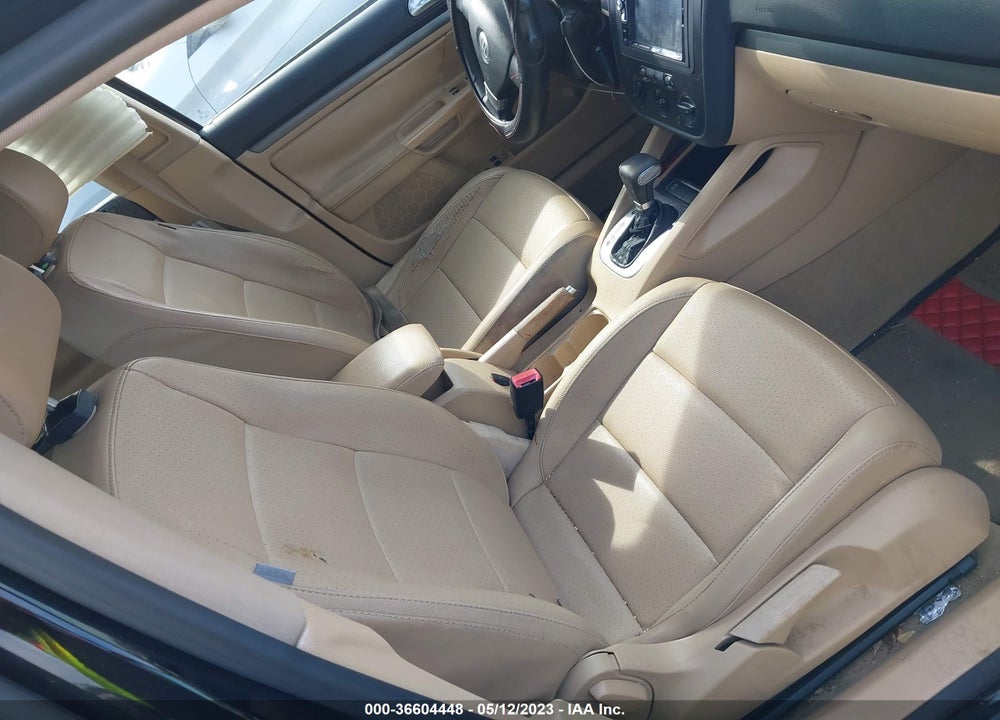 2008 VOLKSWAGEN JETTA VIN: 3VWRM71KX8M051595