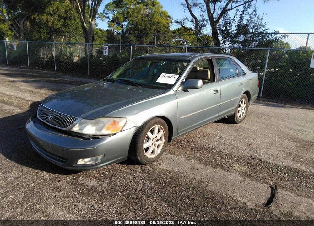 2001 TOYOTA AVALON XLS W/BUCKET SEATS VIN: 4T1BF28BX1U144153
