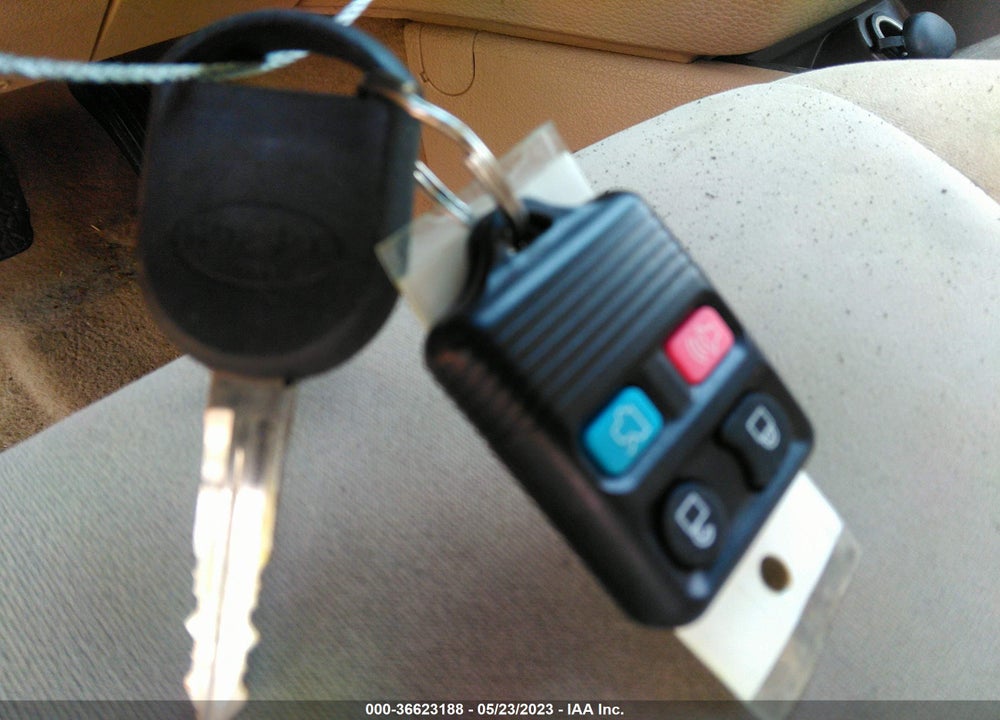 2008 FORD FUSION SE VIN: 3FAHP07198R181467