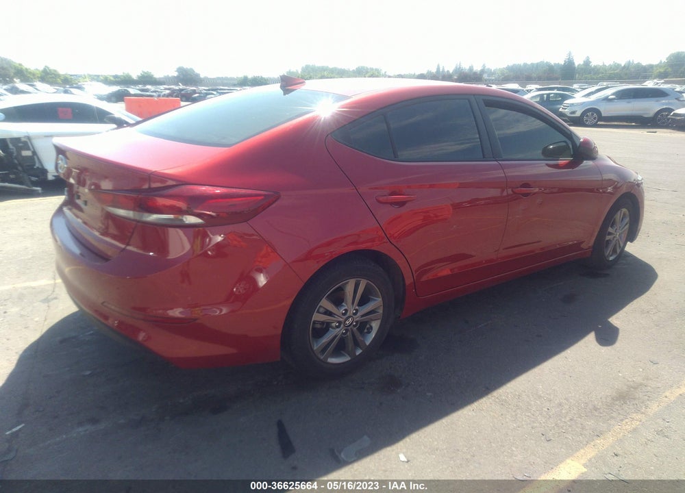 2018 HYUNDAI ELANTRA SEL VIN: 5NPD84LF8JH390206
