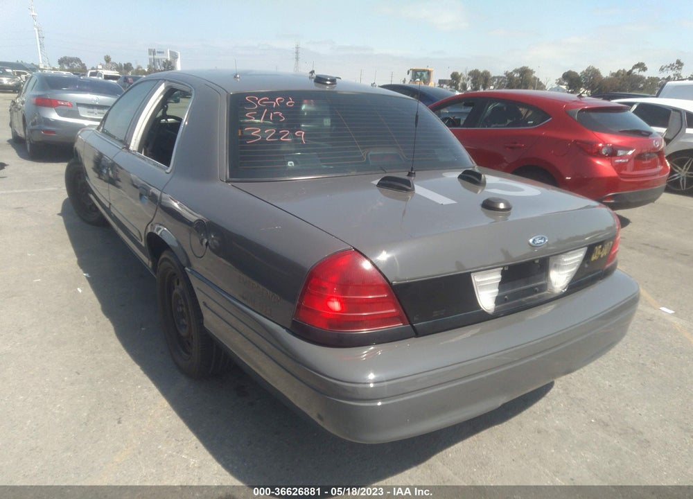 2007 FORD CROWN VICTORIA POLICE/POLICE INTERCEPTOR VIN: 2FAFP71W17X153229