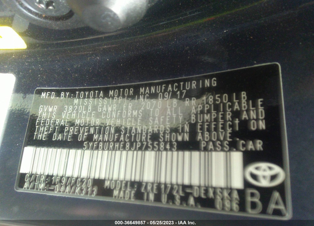 2018 TOYOTA COROLLA SE VIN: 5YFBURHE8JP755843