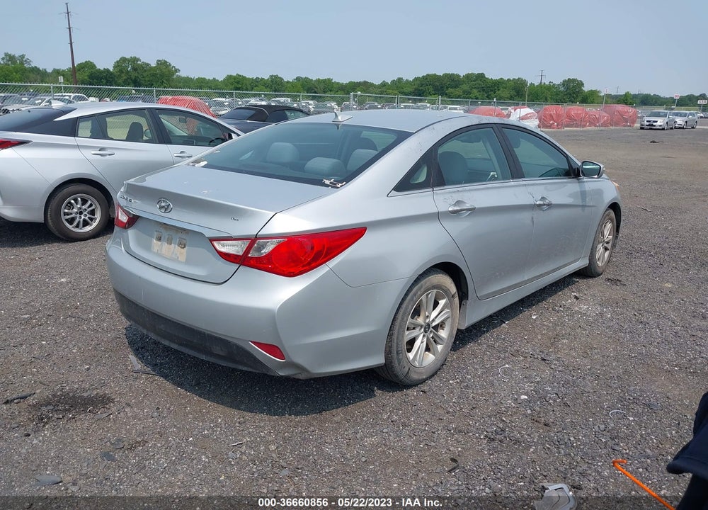 2014 HYUNDAI SONATA GLS VIN: 5NPEB4AC8EH886238