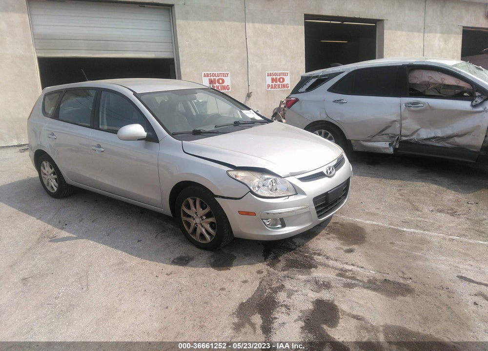 2009 HYUNDAI ELANTRA TOURING VIN: KMHDC86E79U037851