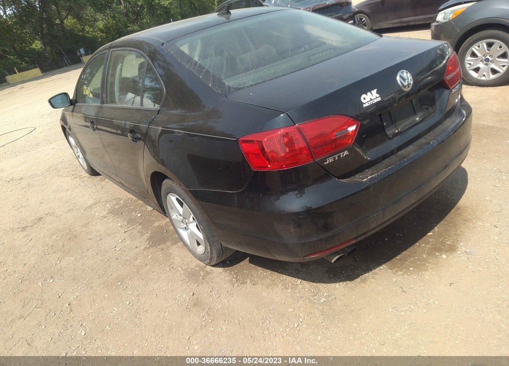 2012 VOLKSWAGEN JETTA 2.5L SE VIN: 3VWDP7AJ2CM337345