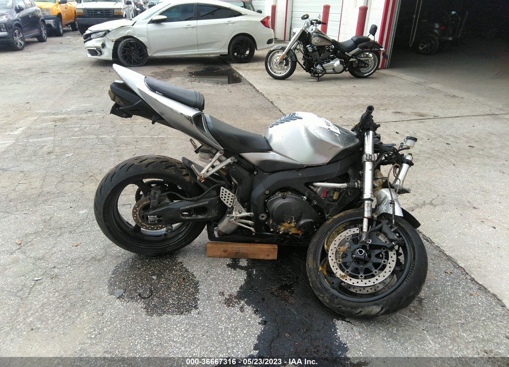 2007 HONDA CBR1000 RR VIN: JH2SC57007M301378