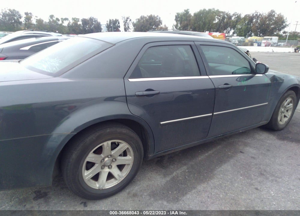 2007 CHRYSLER 300 VIN: 2C3LA53G77H737769