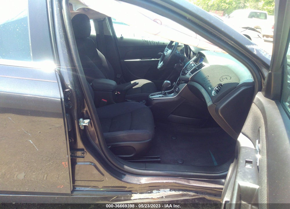 2014 CHEVROLET CRUZE 1LT AUTO VIN: 1G1PC5SB4E7353849